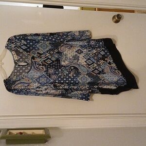 Blue and Black Assimetric Paisley